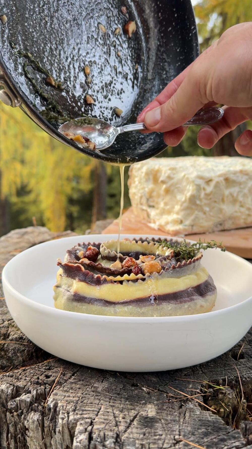 Pappardella stuffed with pumpkin, amaretti and Gorgonzola Igor