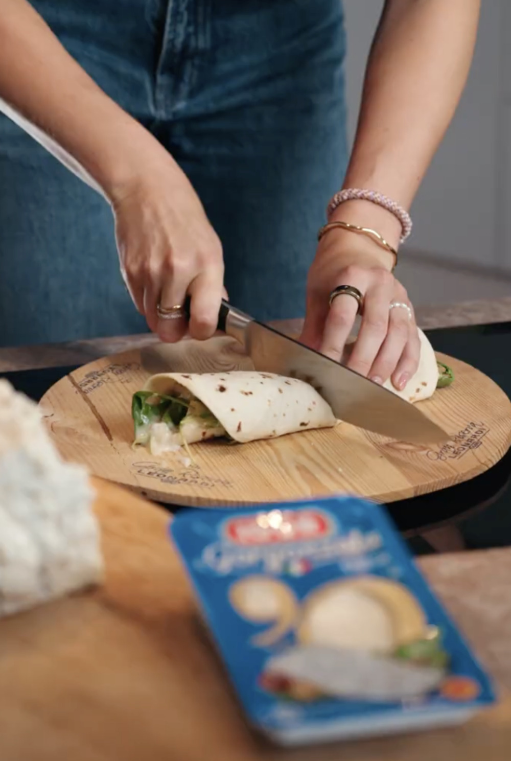 Protein wrap with grilled chicken, fresh rocket and Igor Sweet Gorgonzola