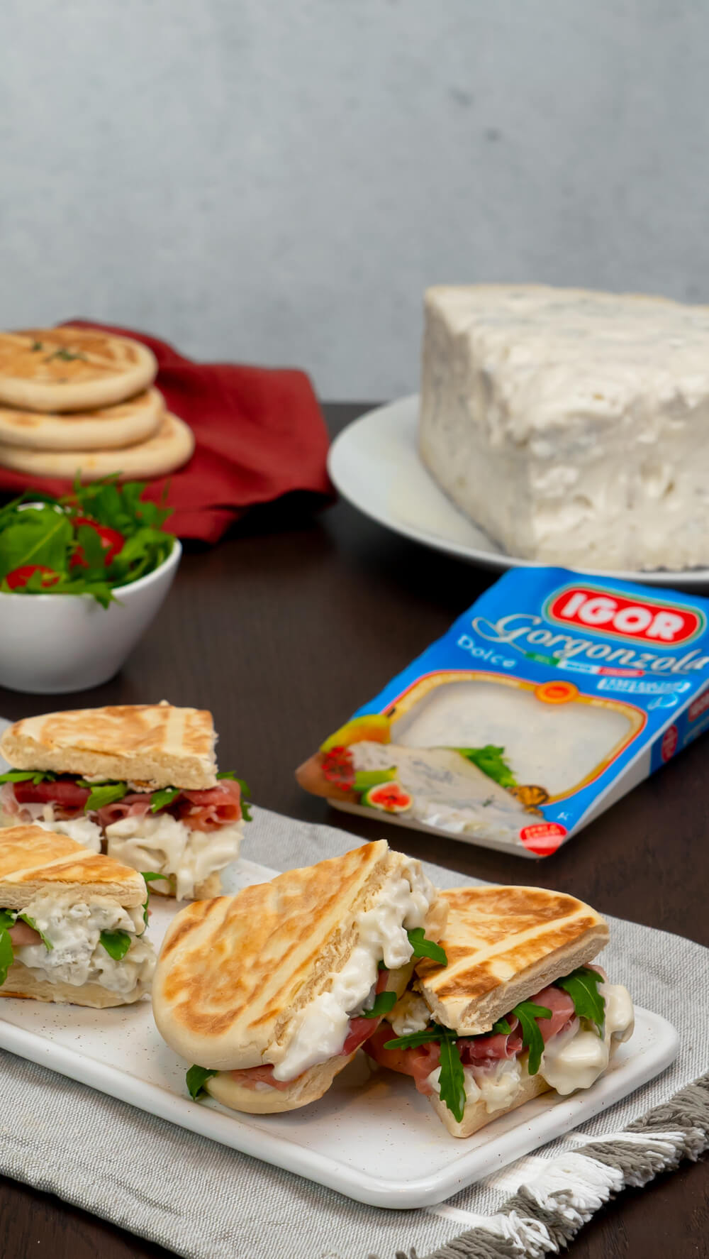 Umbrian torta al testo with prosciutto, rocket and Gorgonzola Dolce Igor