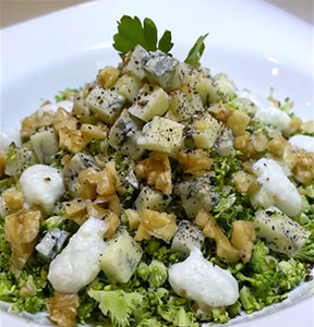 COUS COUS CON BROCCOLI, GORGONZOLA PICCANTE IGOR E NOCI