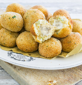 CROCCHETTE DI PATATE CON CUORE AL GORGONZOLA