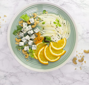 INSALATA DI FINOCCHI, ARANCE, GORGONZOLA PICCANTE E ANACARDI