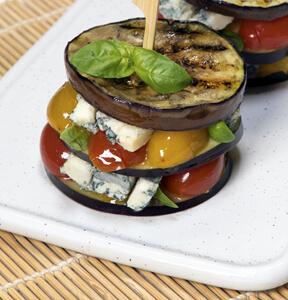 MILLEFOGLIE DI MELANZANE, POMODORI DATTERINI E GORGONZOLA