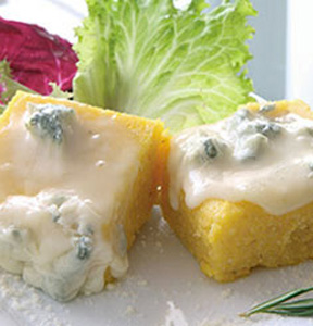 GRATINIERTE POLENTAW&UUML;RFEL MIT GORGONZOLA