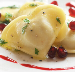 TORTELLONI DI SAN VALENTINO CON GORGONZOLA E RADICCHIO