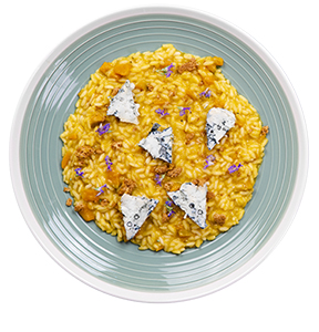 RISOTTO CON CALABAZA, QUESO GORGONZOLA PICANTE Y GRANILLA DE GALLETAS “AMARETTI”