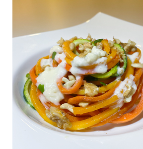 SPAGHETTI DI VERDURE CON GORGONZOLA DOLCE IGOR E NOCI