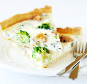 TORTA SALATA AL GORGONZOLA CON BROCCOLI E NOCI